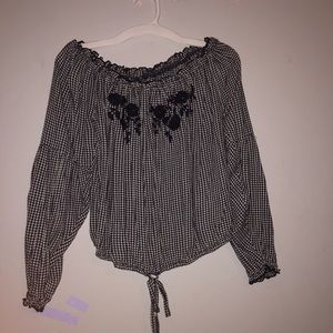 Hollister checkered off the shoulder top!